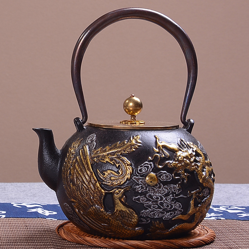 Cast Iron Tetsubin - 1.4 Japanese Tea Pot Exquisite Plum